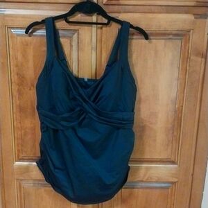 Like New Lands End Underwire Tankini Top